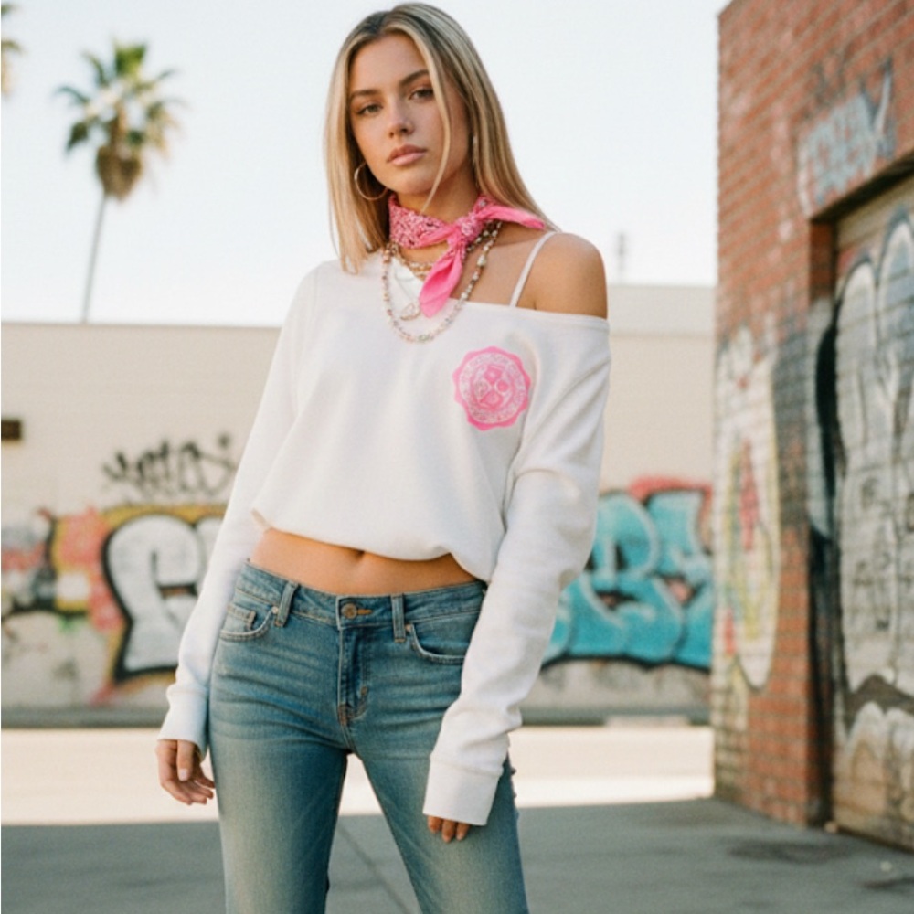 Pink Victoria’s Secret Y2K 2010 love pink 89 white/pink preppy girly sweatshirt
